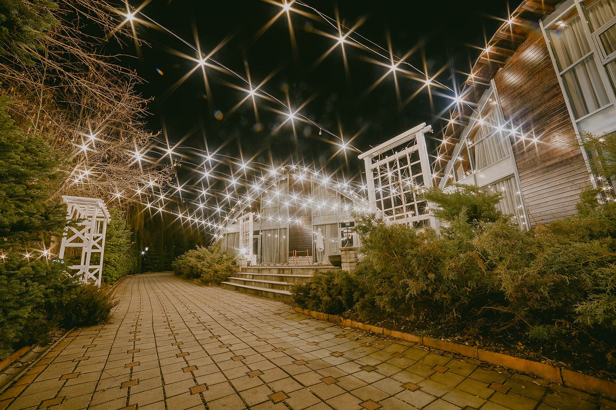 Hotel Secret Garden – locație evenimente în Județul Maramureș | similar cu Cabana Perla Chiuzbăii