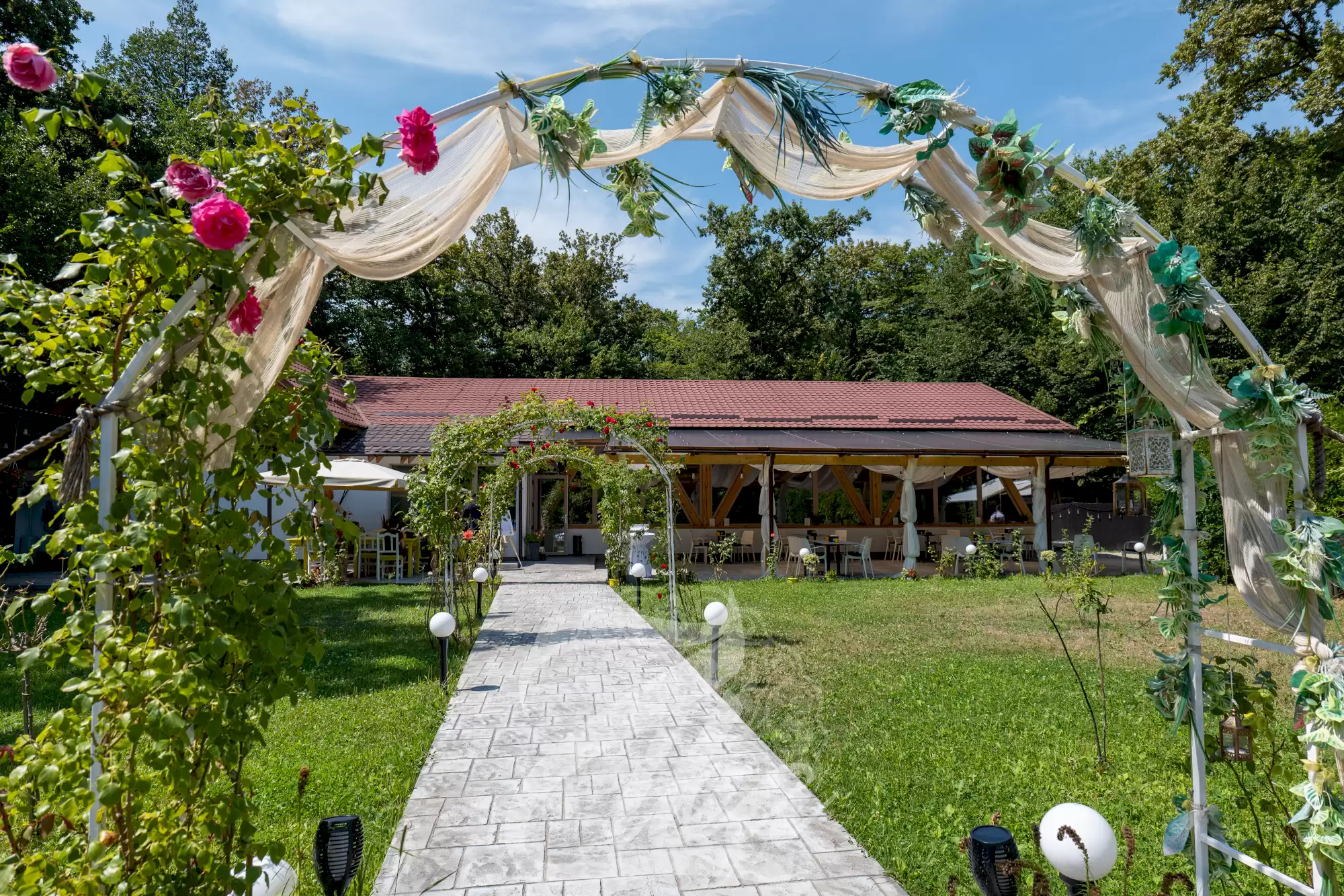 Ziba Restaurant & Garden by Mehrzad – locație evenimente în Păulești
