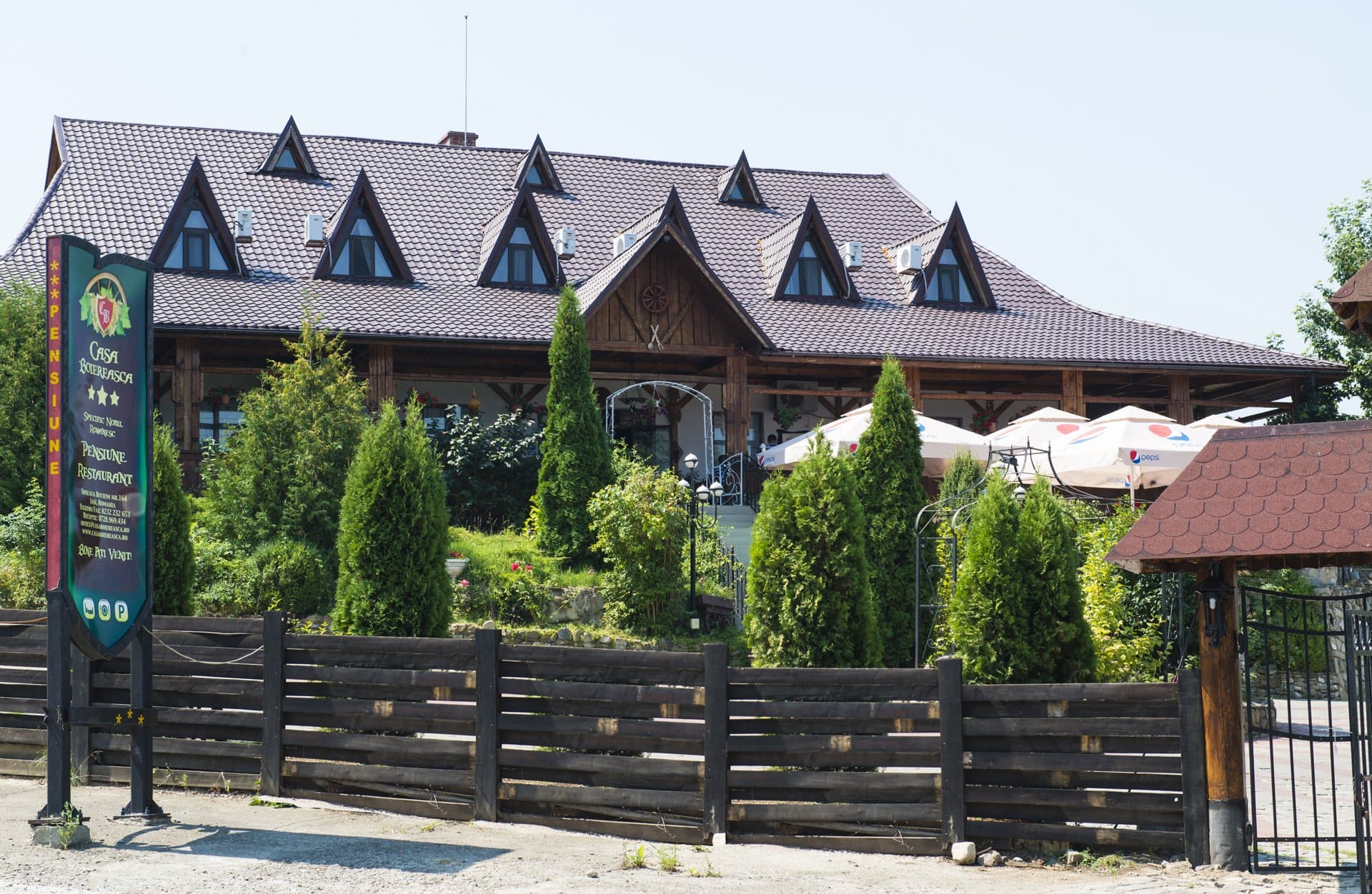 Casa Boierească, exteriorul locației — locație de evenimente în Iași