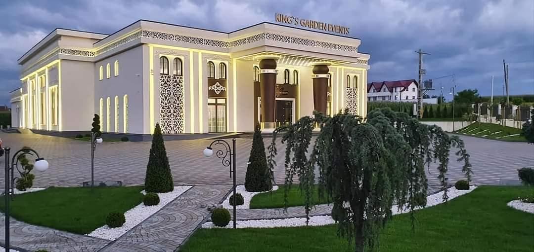 King's Garden Events - Salonul King's Garden, exteriorul locației — locație de evenimente în Moara