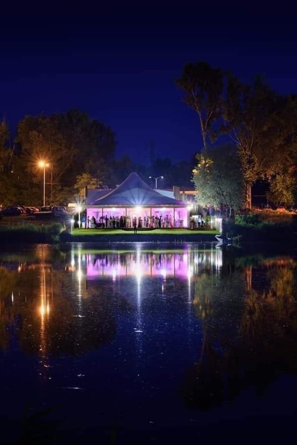 Luxury by the Lake, exteriorul locației — locație de evenimente în Râmnicu Vâlcea
