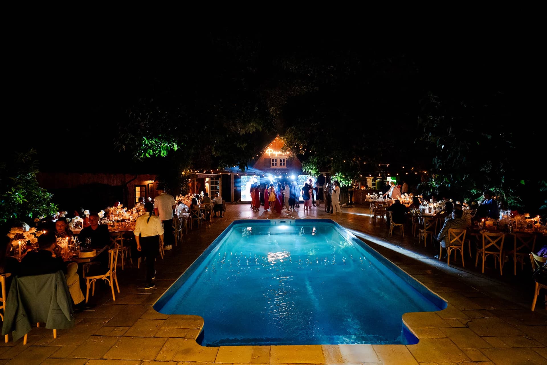 Păpădia Village, piscina — locație de evenimente în Perișor