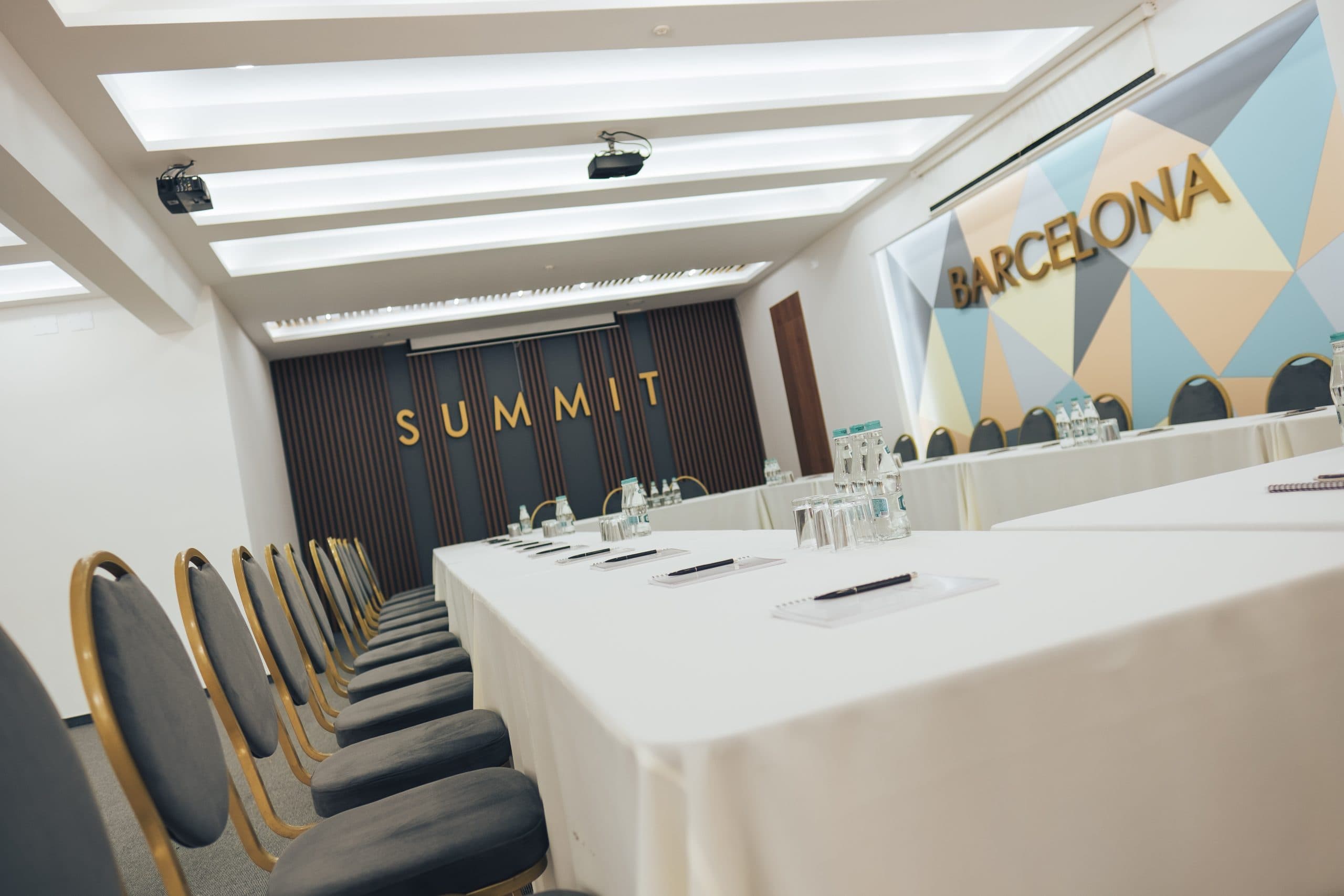 Summit Events - Sala Barcelona – locație evenimente în Chișinău