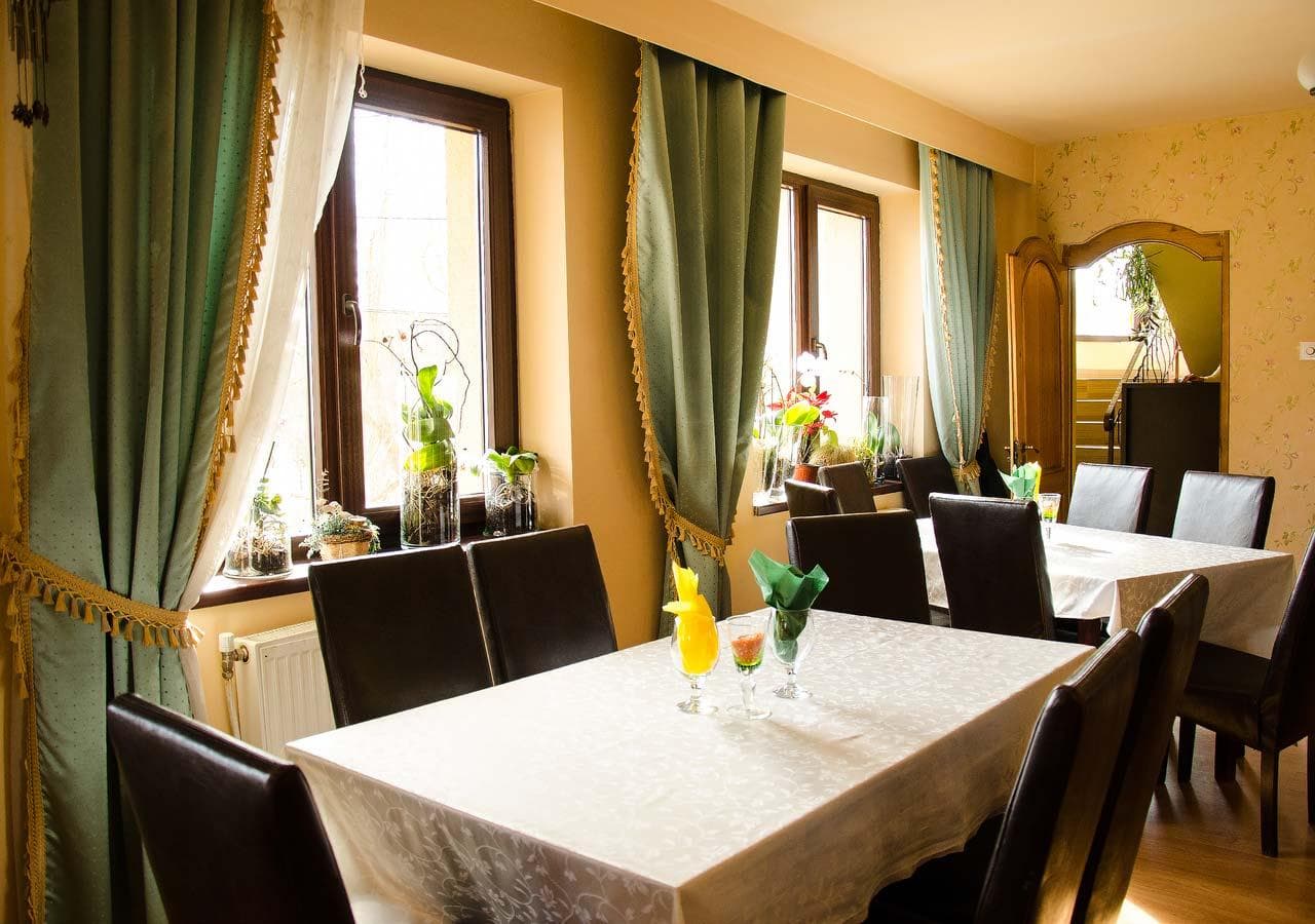 Pensiunea Edy – locație evenimente în Județul Cluj | similar cu HillHouse pool & Lounge
