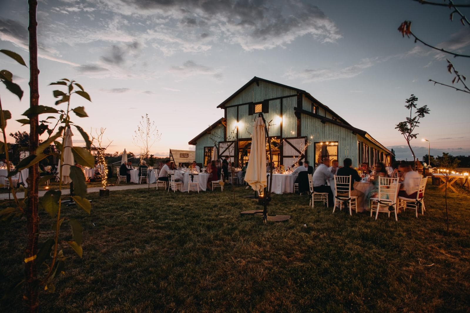 Artist, the Barn, exteriorul locației — locație de evenimente în Tâncăbești