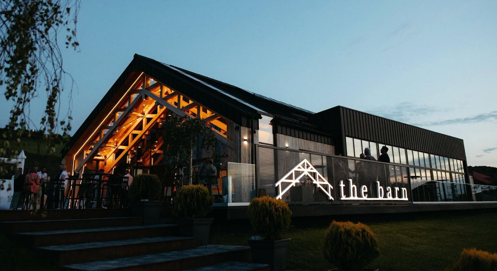 The Barn, exteriorul locației — locație de evenimente în Gheorghieni