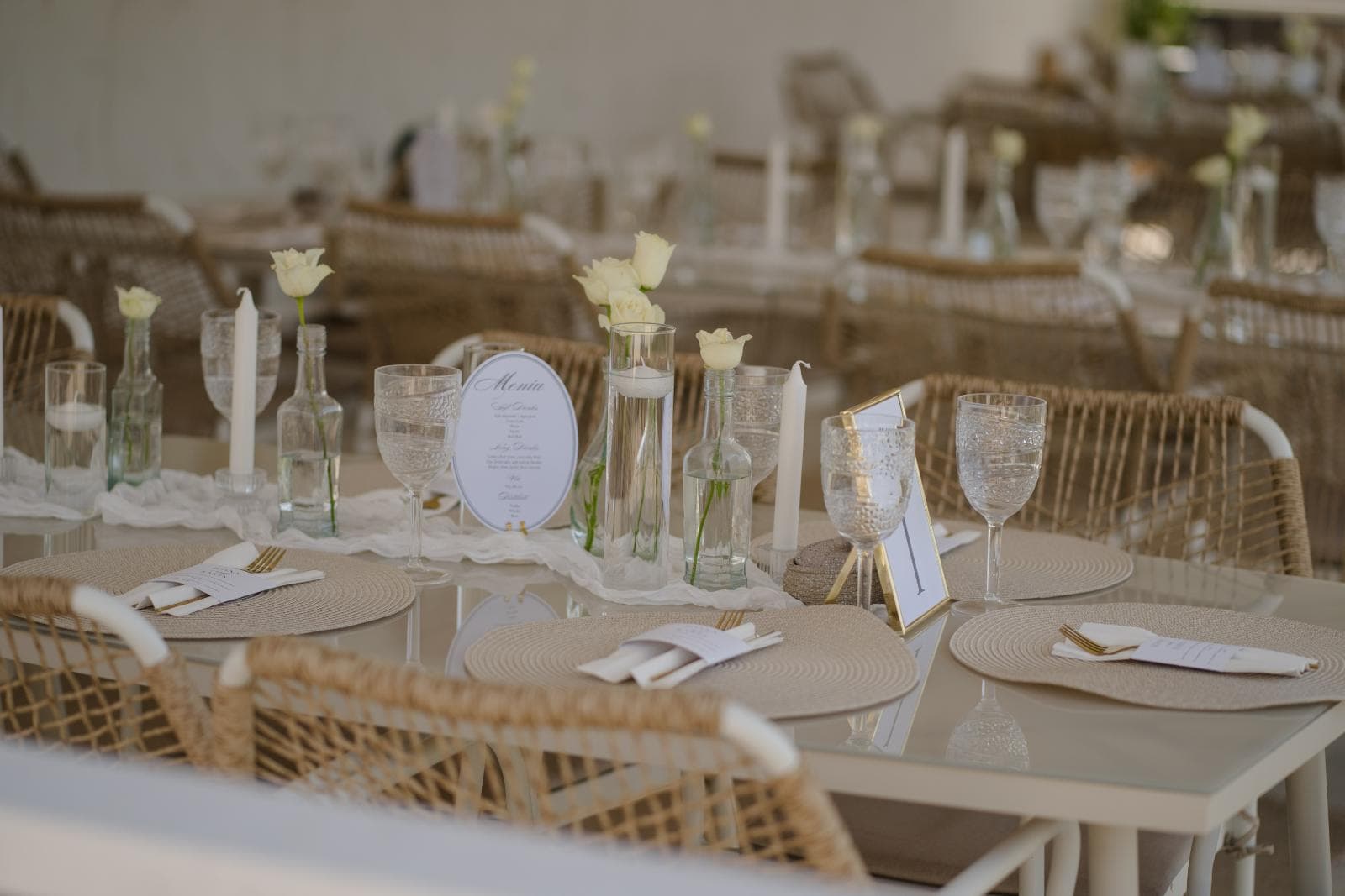 Aira Events, aranjamentul de masă — locație de evenimente în Câmpineanca
