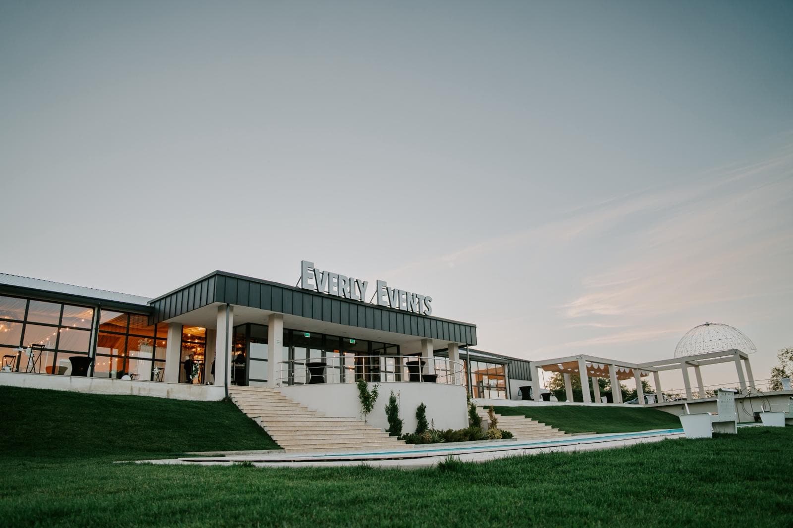Everly Events – locație evenimente în Iași | similar cu Sky Wedding & Events